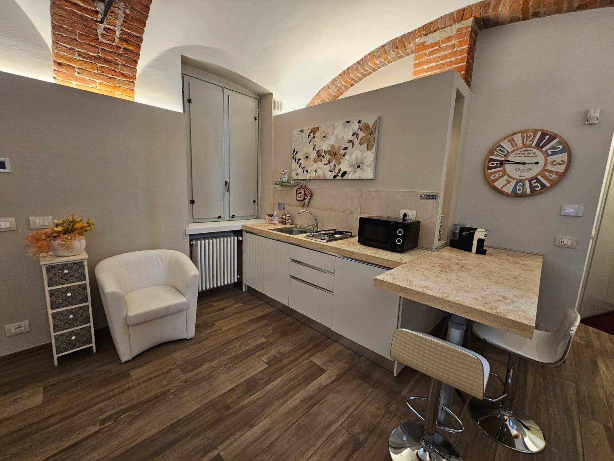 Bilocale In Centro Storico! Apartment Alba  Luaran gambar