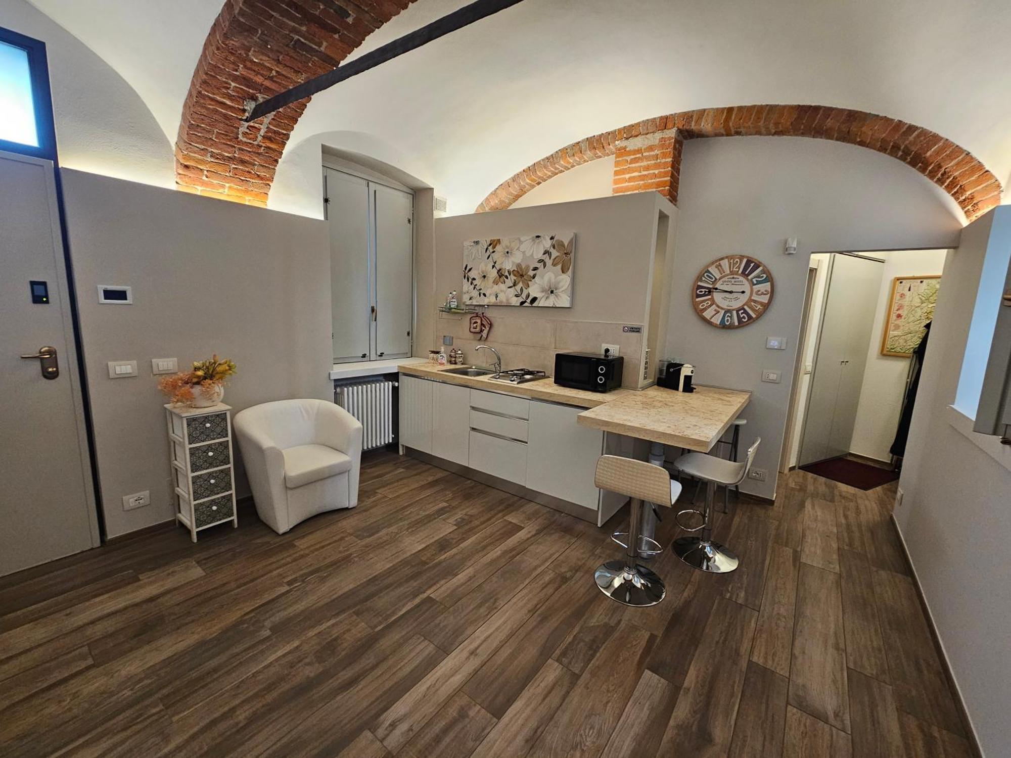 Bilocale In Centro Storico! Apartment Alba  Luaran gambar